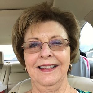 Meet your Posher, Connie